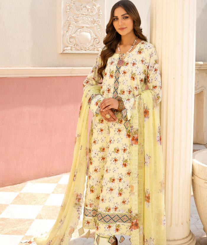 Pakistani woman wearing digital printed lawn shawlar kameez by Ayesha Styles.