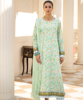 Pakistani woman wearing digital printed lawn shawlar kameez by Ayesha Styles.